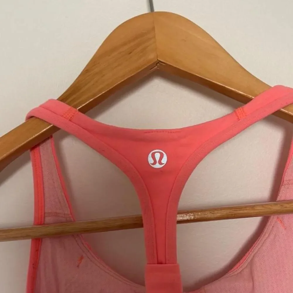 Lululemon Women's Pink Vest